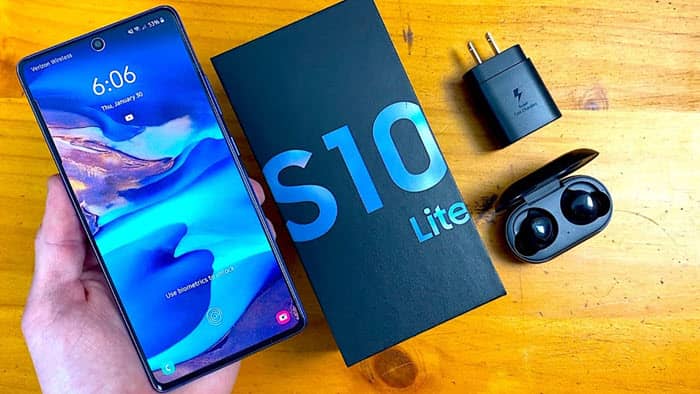 Samsung Galaxy S10 Lite Box