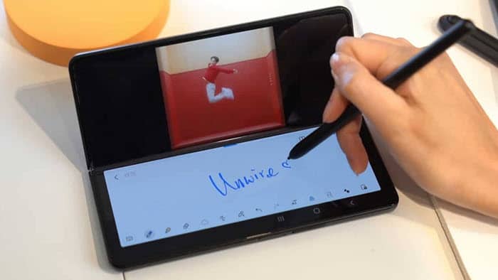 Samsung Galaxy Z Fold 3