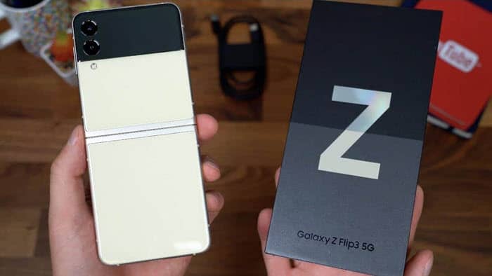 Samsung Galaxy Z Flip 3