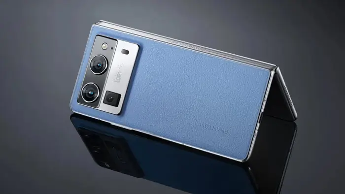 صورة Tecno Phantom V Fold2 - 4