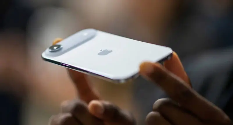 المصمم Chowdhury يغادر آبل