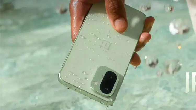 وان بلس 15 ار مقاوم للماء