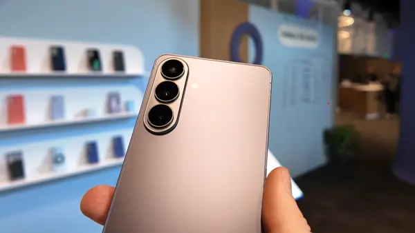 عيوب سامسونج اس 26